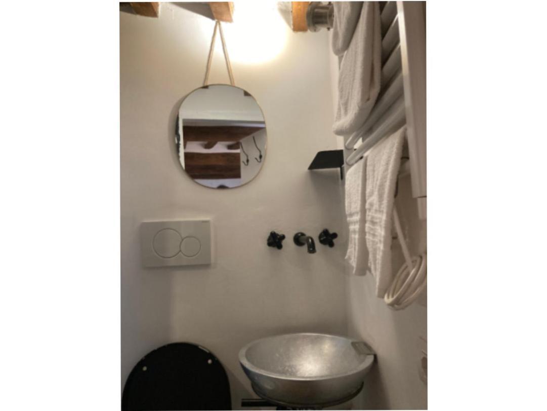 La Casa Romantica nel Ghetto Pitigliano Esterno foto